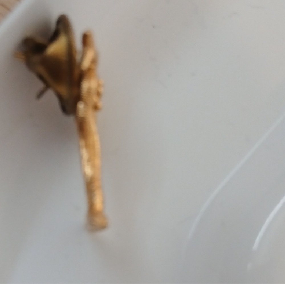 Gold Palm Tree Pin - Picture 3 of 5